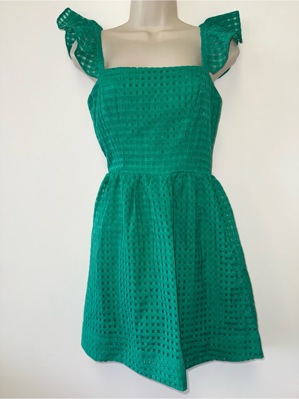 City Vibe (1) Green Midi Open Back Textured Dress with Ruffled Sleeves